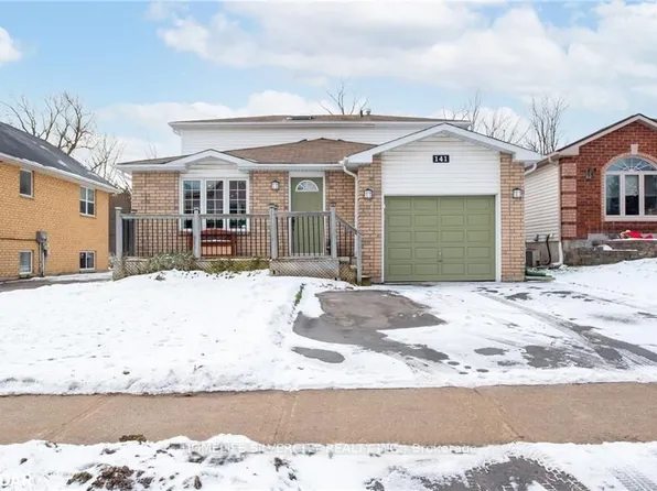 141 Athabaska Rd, Barrie, ON L4N 8E5