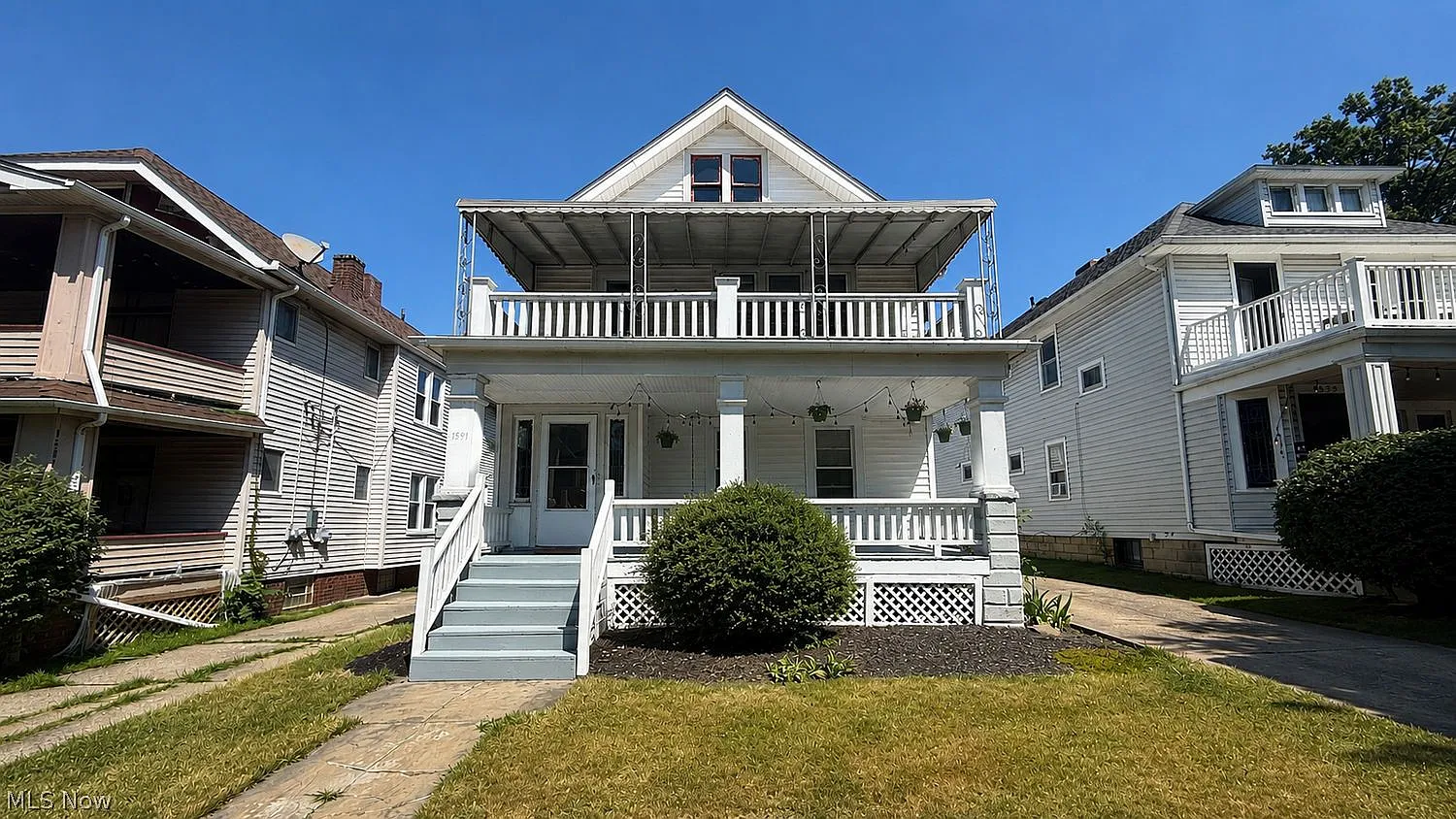 2 bed, 1.0 bath, 1032 sqft, $1,500 — Photo 1