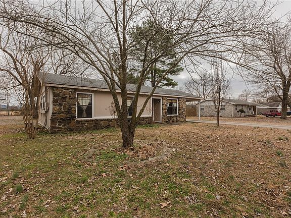 3rd image of 632 Lake Sequoyah Dr