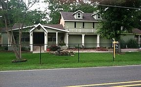 1st image of 2430 Amelia Ave