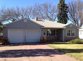 1216 N 2nd St, Bismarck, ND 58501