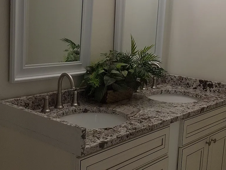Bathroom sink