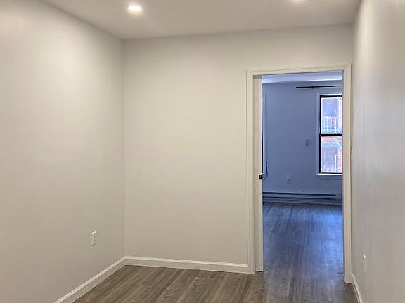 4th image of 84 Eldridge St APT 6
