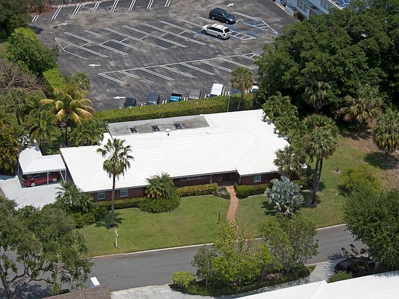 5th image of 115 Russlyn Dr