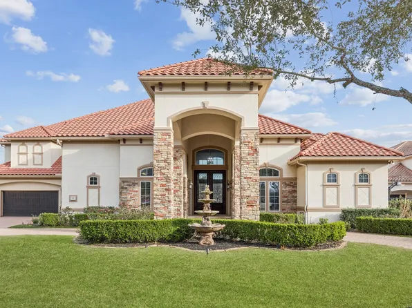 32 Miramar Heights Cir, Sugar Land, TX 77479