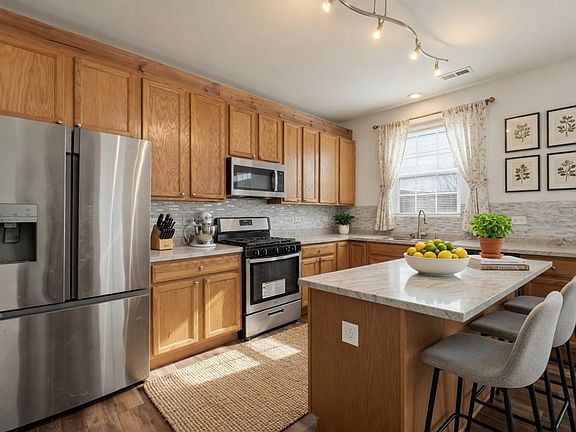 3rd image of 1357 W Alder Creek Dr #0