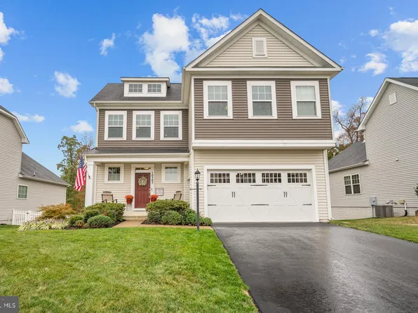 10505 Blazing Star Loop, Bristow, VA 20136