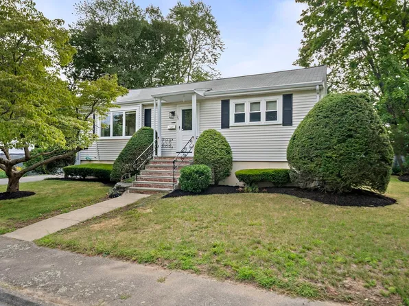 29 Thayer Cir, Randolph, MA 02368