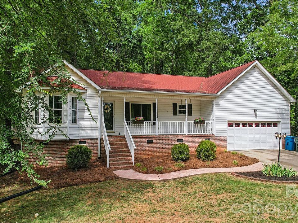 1st image of 505 Wesley Dr