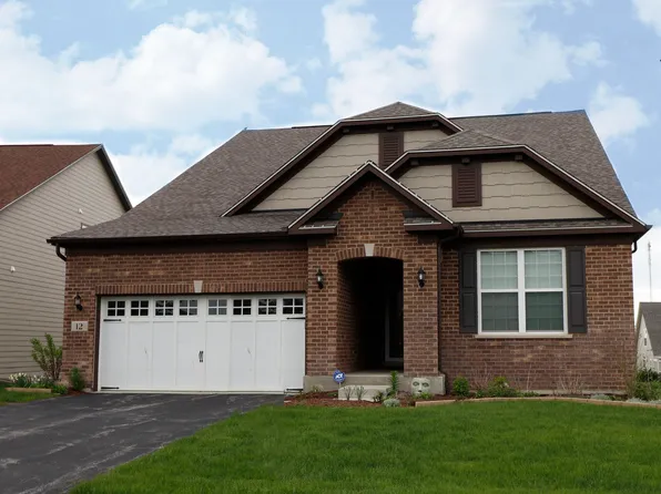 12 Vine St, Hawthorn Woods, IL 60047