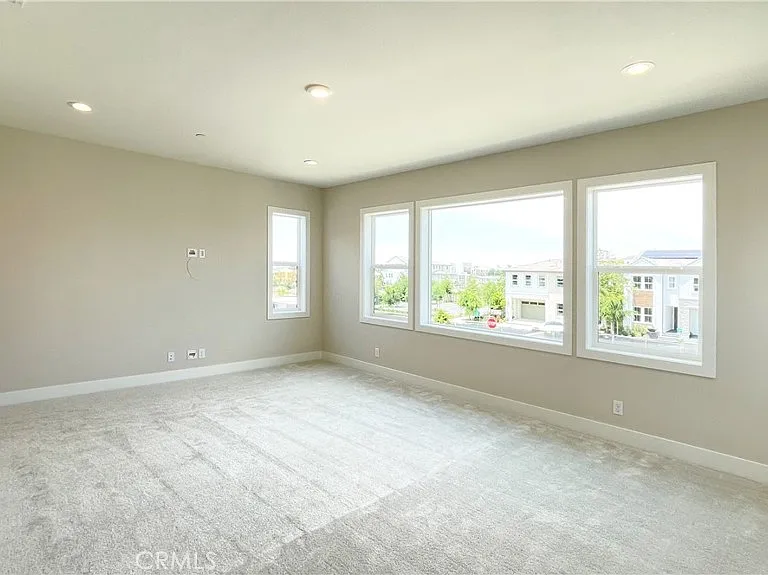 101 Walworth — Photo 20