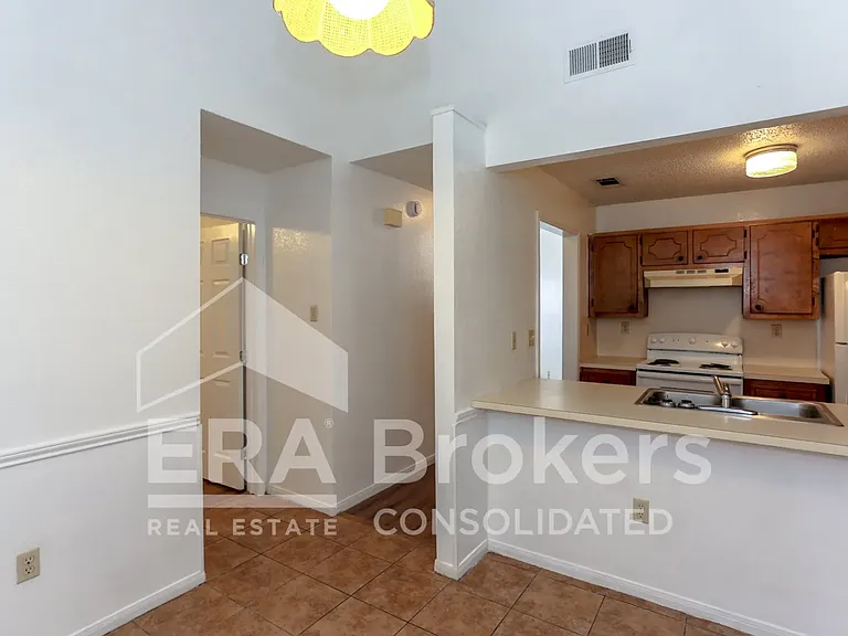 204 South Dr #A — Photo 10