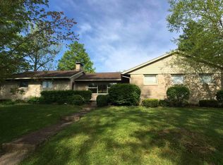 400 N Elm St, Hagerstown, IN 47346