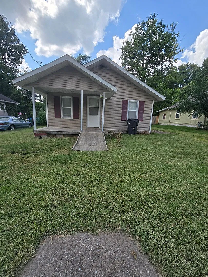 2 bedroom 1 bathroom — Photo 1