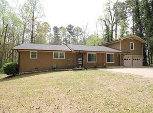 1079 Ridge Rd, Lawrenceville, GA 30043