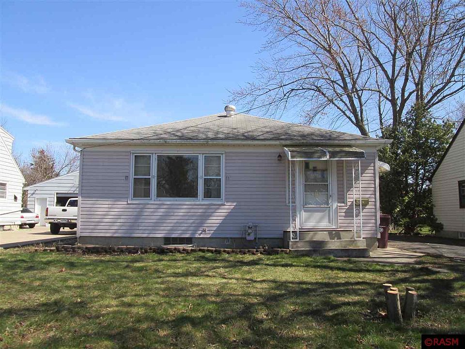 1st image of 107 Knollcrest Dr