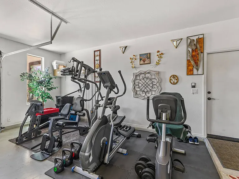 13632 W Acapulco Ln — Photo 25