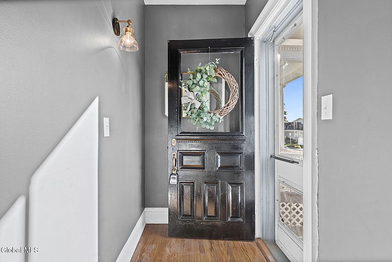 5th image of 434 8th Avenue