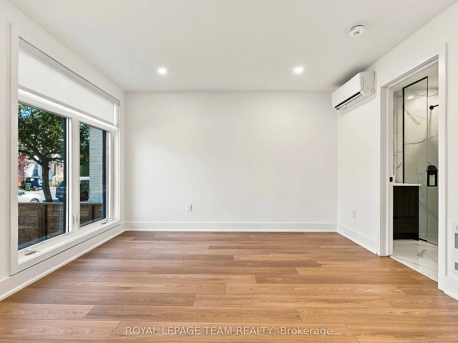 1 bed, $1,899 — Photo 4