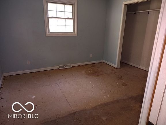 5th image of 7398 N Prairie Rd