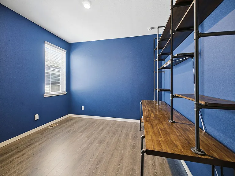 908 Rollins Den Dr — Photo 17