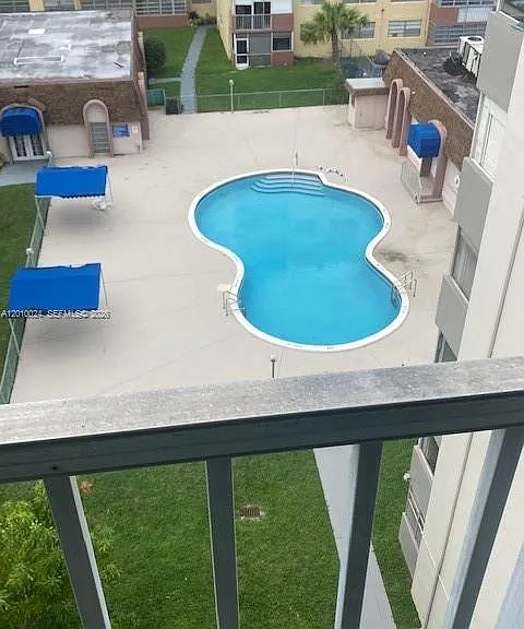 16450 Miami Dr #704 — Photo 10