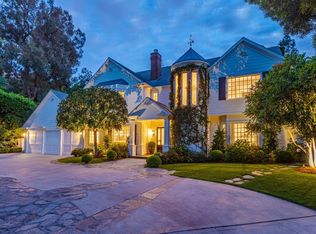 12097 Summit Cir, Beverly Hills, CA 90210