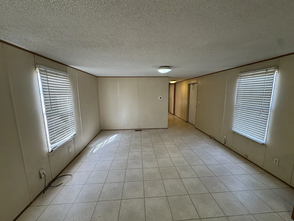 Building Photo - 7008 N C #R1500-20
