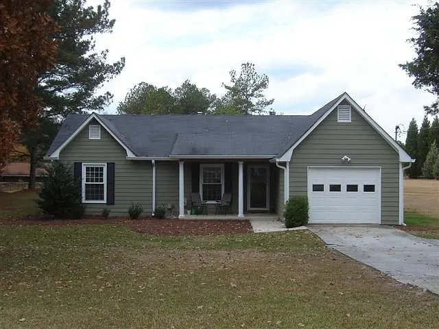 116 Bernhard Pl photo 1