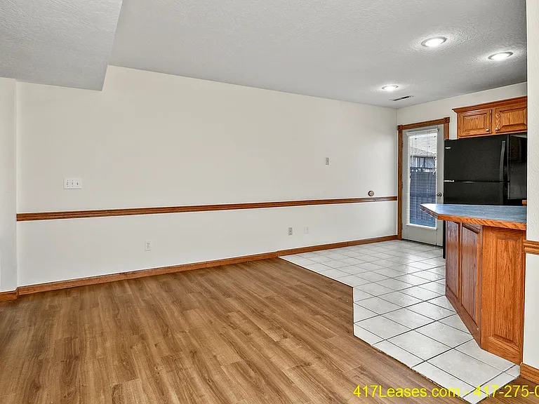 1261 E Lakewood St — Photo 10