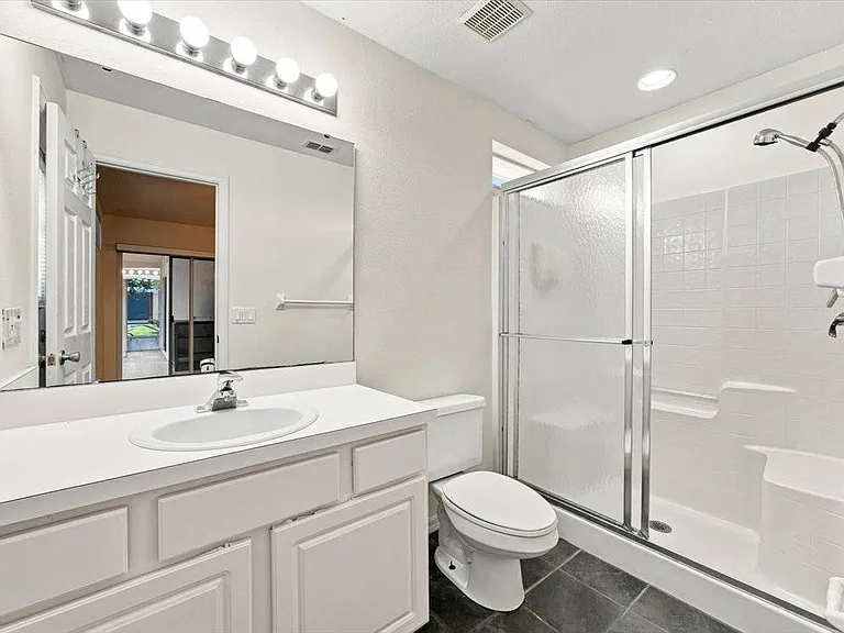 2393 Paulette Dr — Photo 20