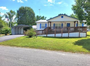 138 Fox Dr, Bracey, VA 23919