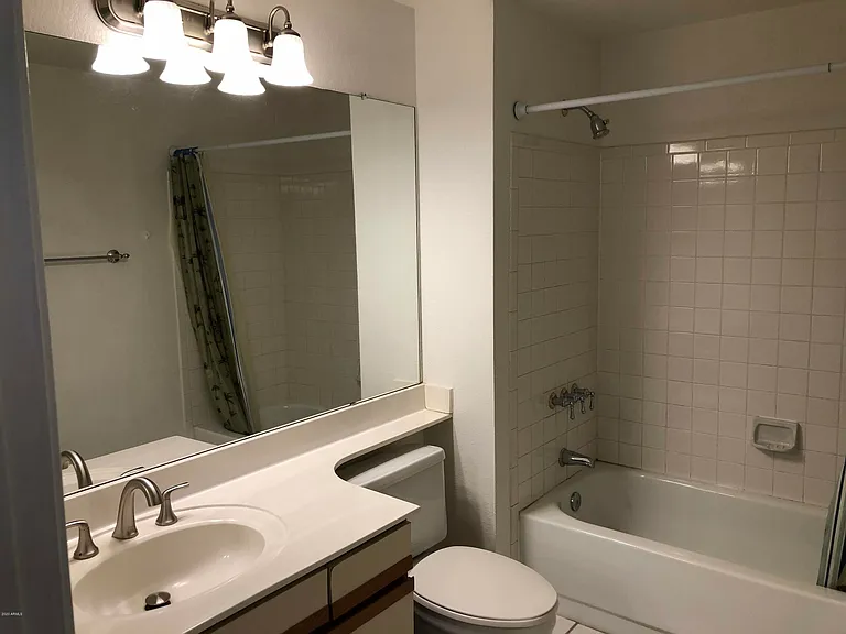 16226 S 37th Way — Photo 34