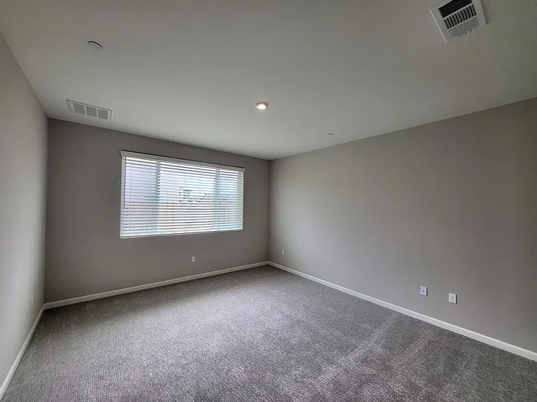 3611 E Harter Ct — Photo 9