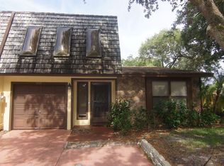 1091 Raintree Ct, Palm Beach Gardens, FL 33410