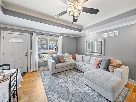2nd image of 605 N 31st St