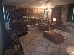 654 Lovers Ln, Henderson, KY 42420