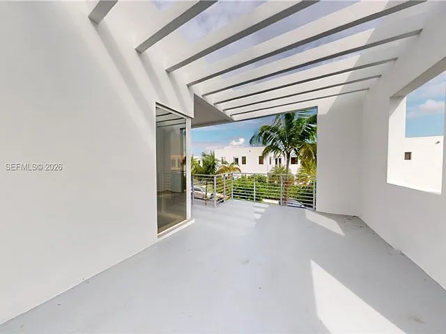 5 bed, 5.0 bath, $8,500 — Photo 4