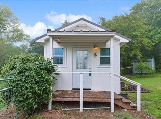 129 Pine Bluff Ct, Springtown, TX 76082