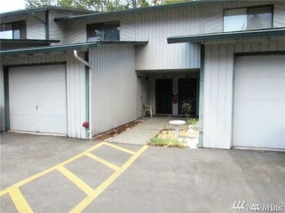 4008 S 158th St APT J, Tukwila, WA, 98188