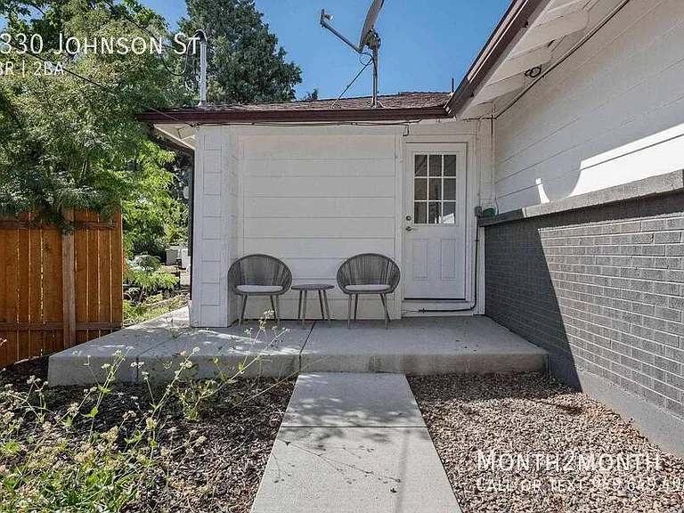 5330 Johnson St — Photo 22