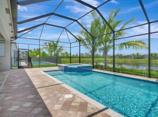 11536 Jacaranda Dr, Naples, FL 34120