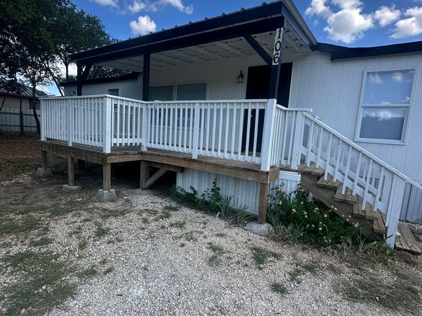 106 Savanna Terrace Dr