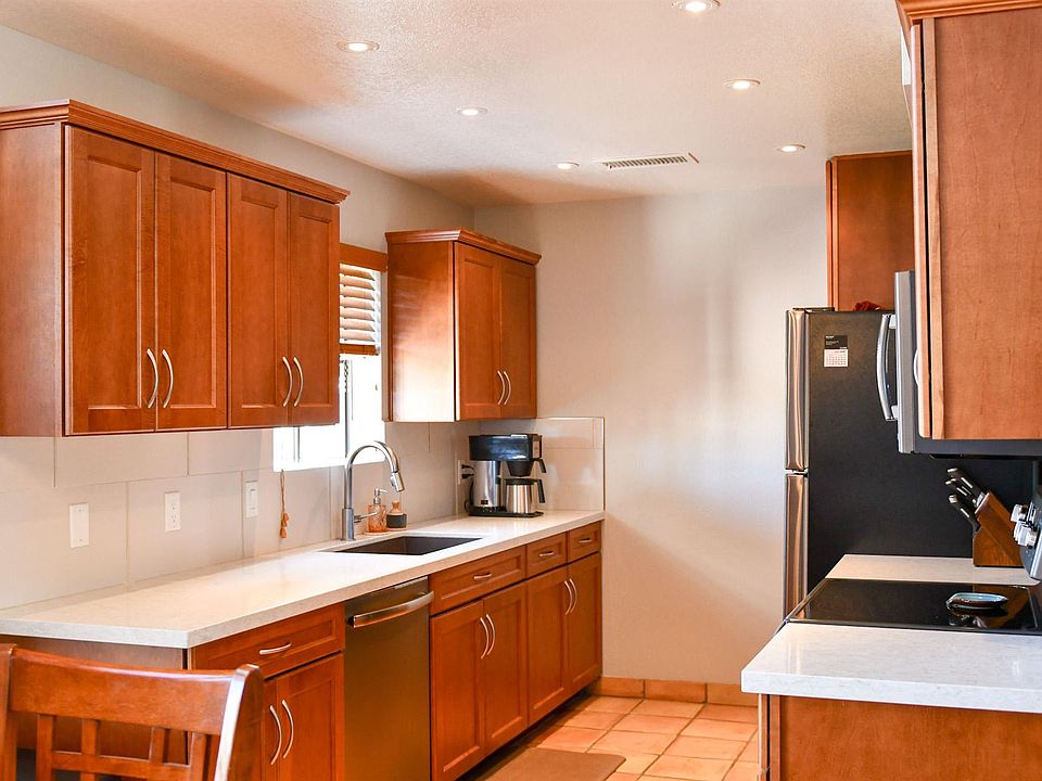 1st image of 4425 E Wildwood Dr