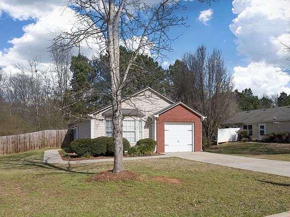 2nd image of 1434 Creek View Dr