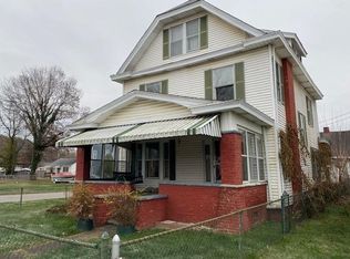 2457 8th Ave, Huntington, WV 25703