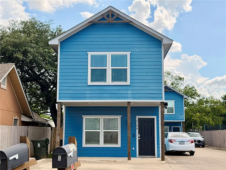 2108 Cavitt Ave #A — Photo 1