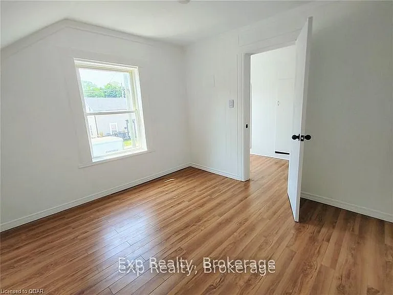 33 Murney St — Photo 14