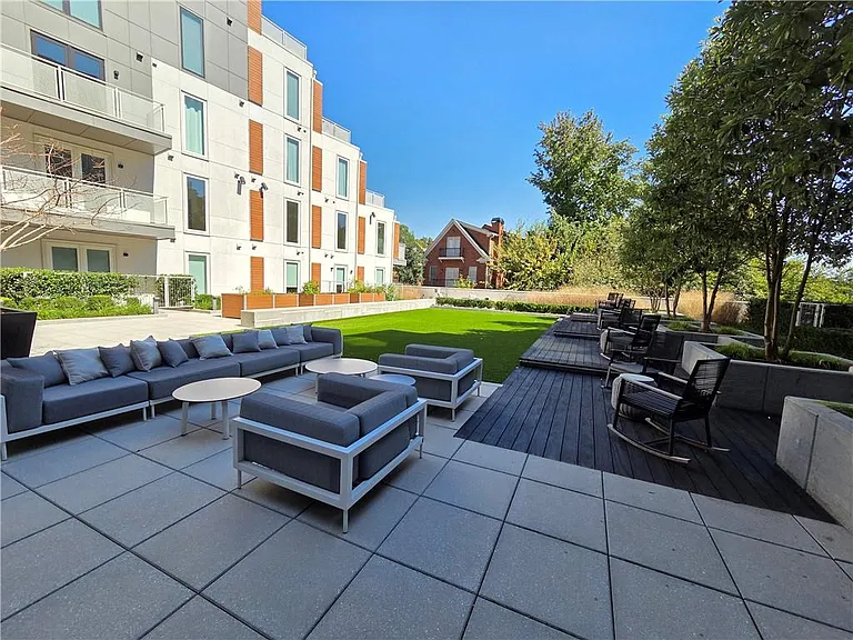 775 Juniper St NE #428 — Photo 41