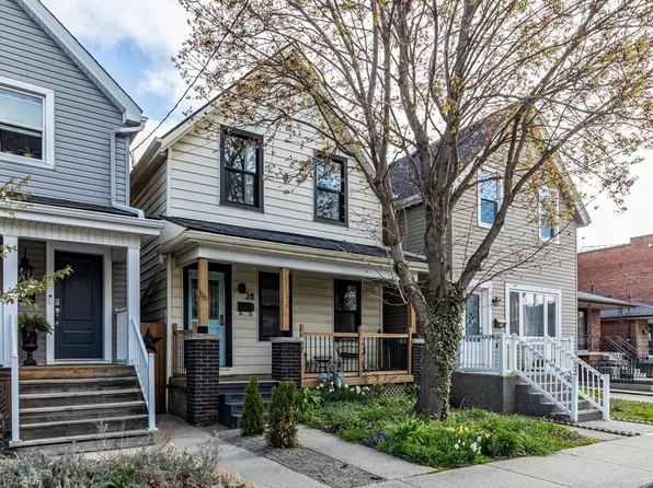 28 Picton St W, Hamilton, ON L8L 1E2